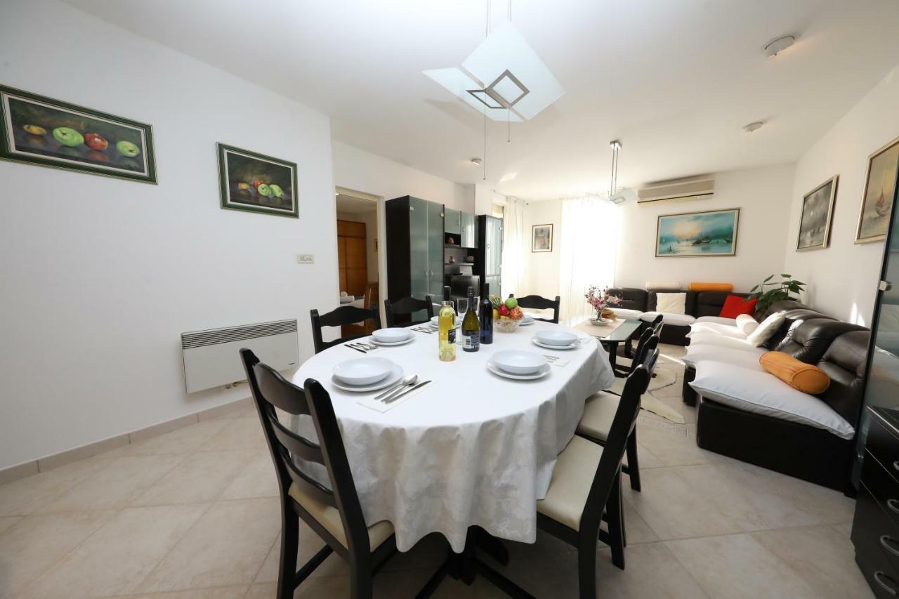 Apartment Riva 扎达尔 外观 照片